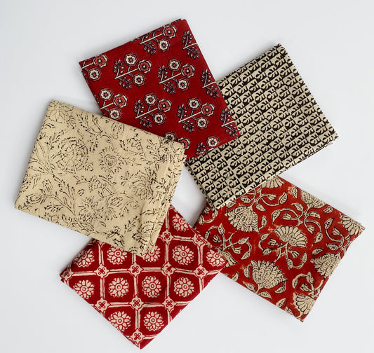 5 Piece Red, Black and Cream Fat Quarter Bundle